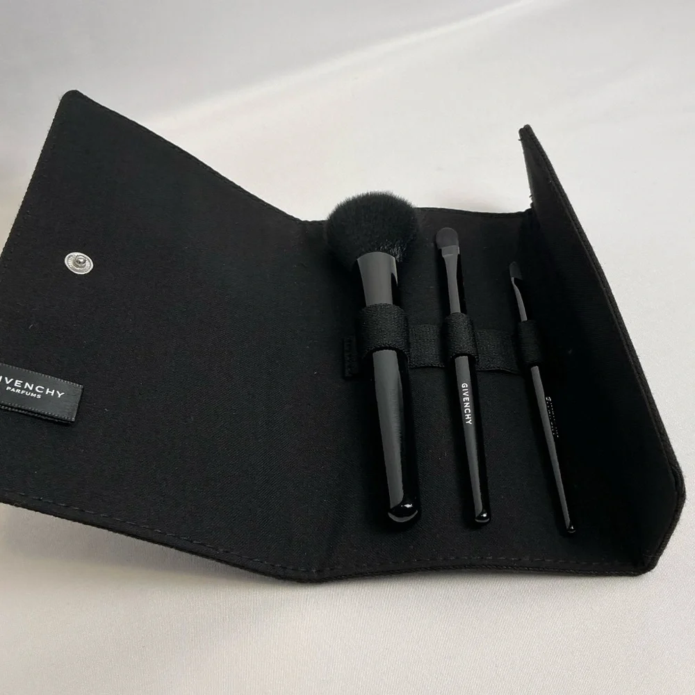 Givenchy Black Brush Set Roll New